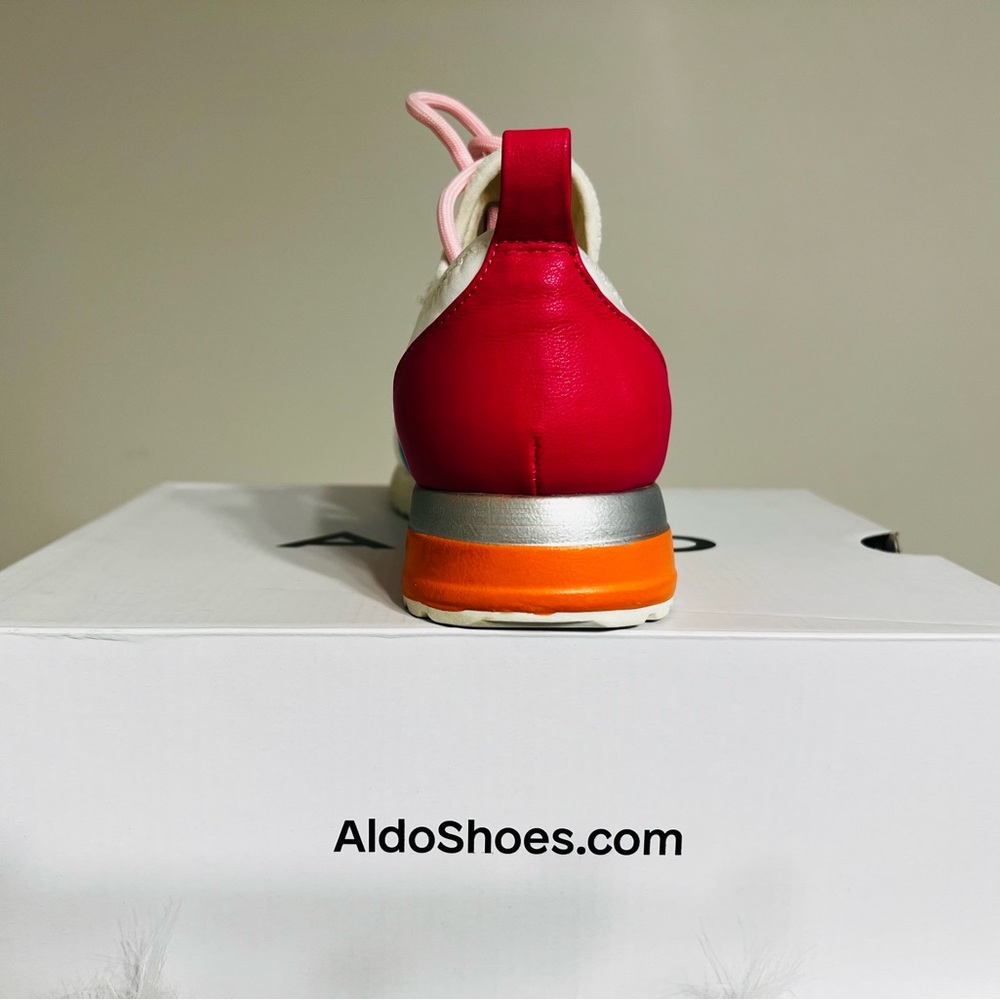 ALDO - Picture 2 of 5